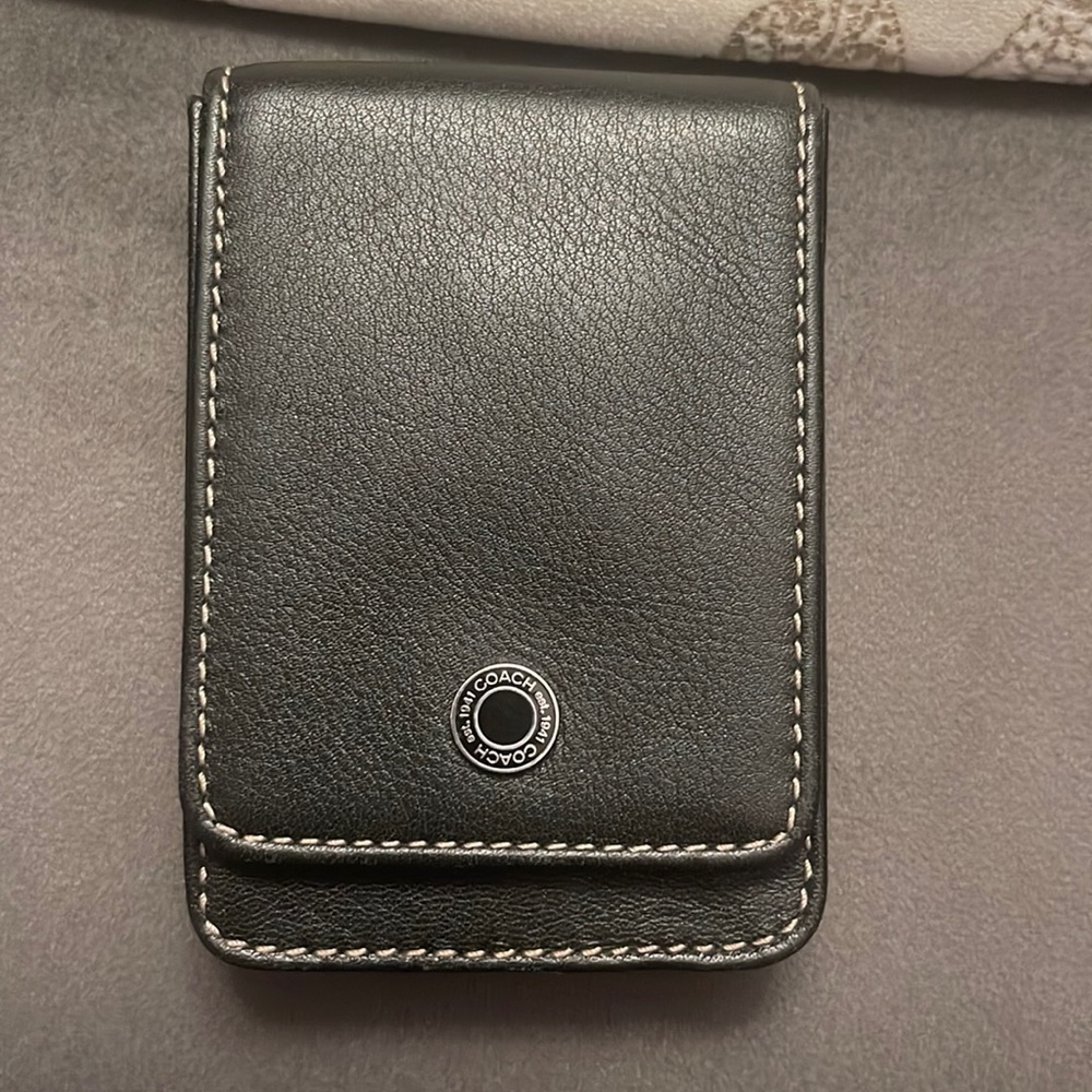 Coach est 1941 leather card holder